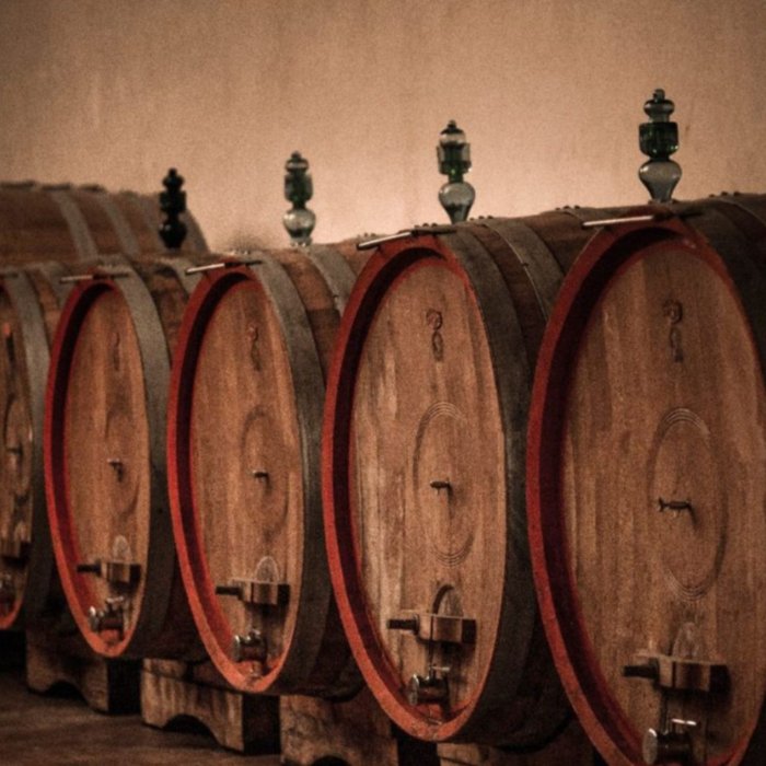 Degustazione di Vino Nobile di Montepulciano nelle cantine del centro storico