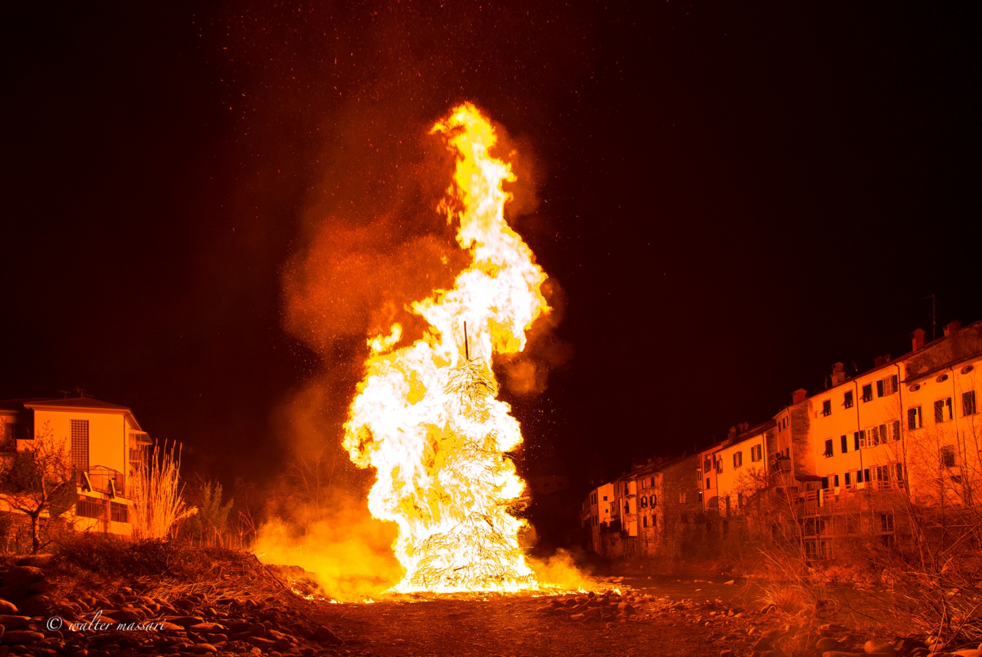 The bonfire of San Nicolò