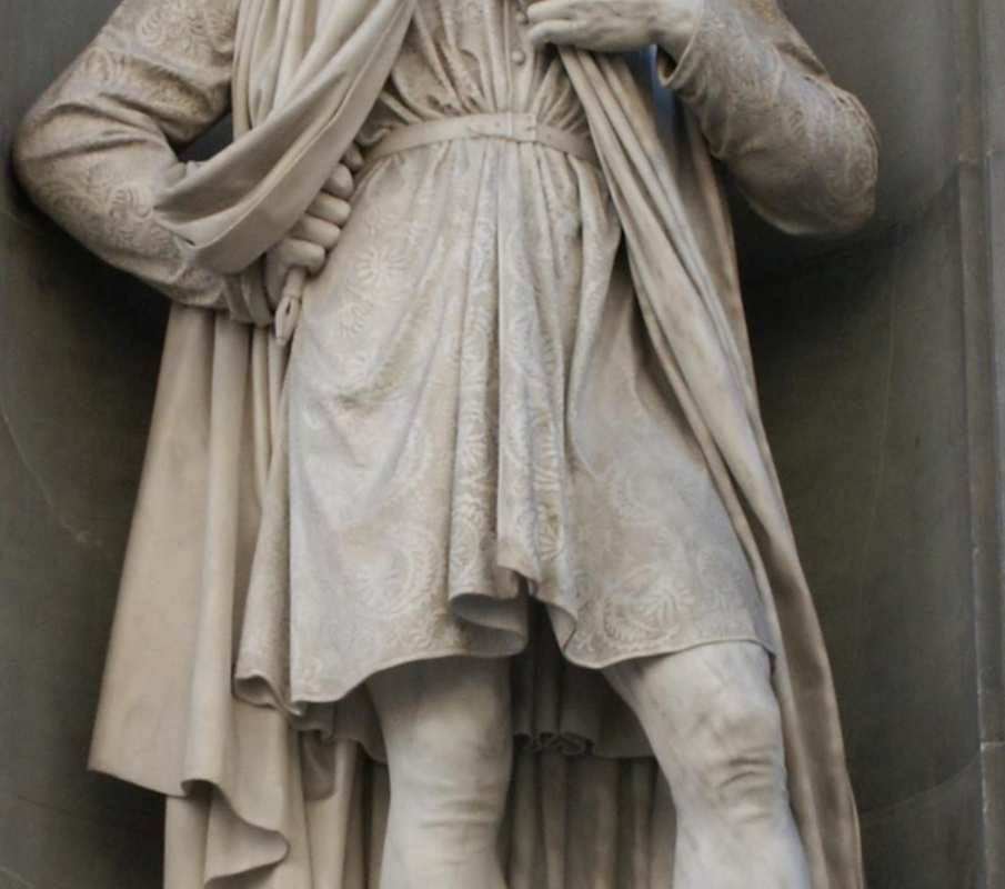 Michelangelo statue in the Uffizi square in Florence