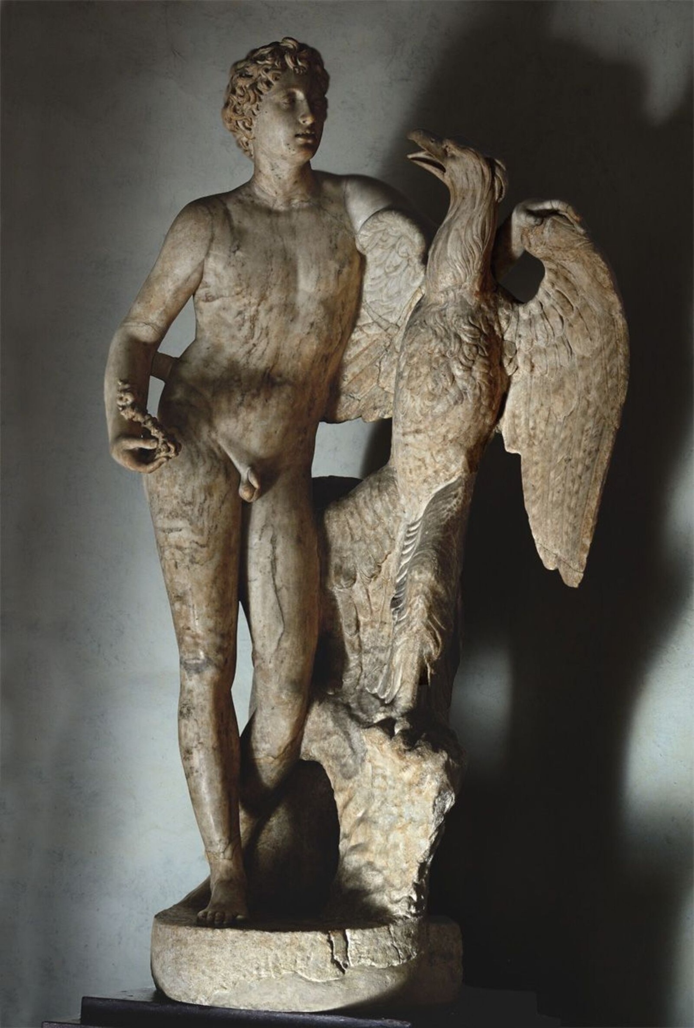 Sculpture of Ganymede with the eagle