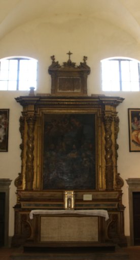 Interior de la Iglesia Santa Clara en Monte San Savino