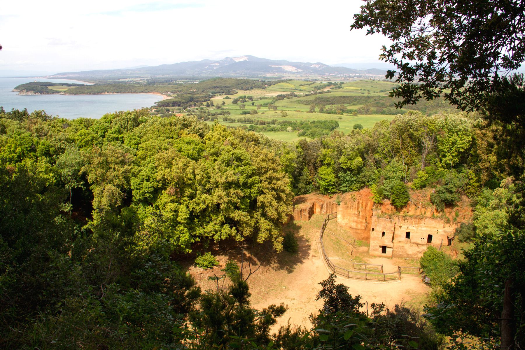 Parque Arqueológico de Populonia y Baratti