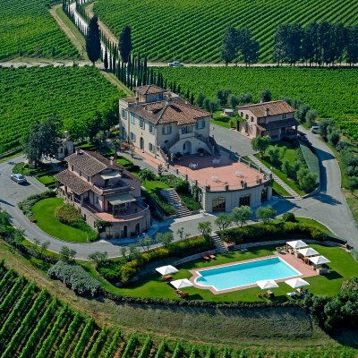 Special offer in Tuscany for spring 2023 at Poggio al Casone in the countryside not farm from Pisa