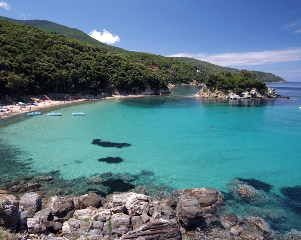 Desde la playa de Paolona hasta el interior de Elba