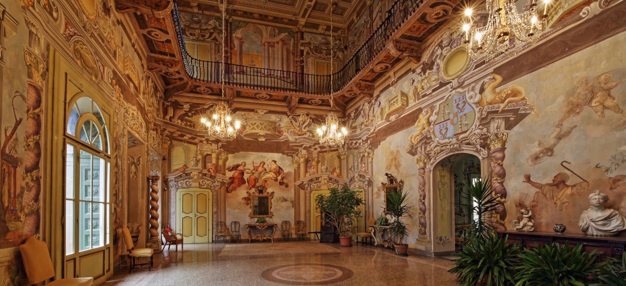 Salón central de Villa Dosi Delfini