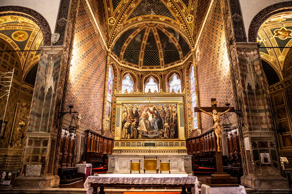 Interior de la Basílica de San Clemente en Santa María de los Servitas