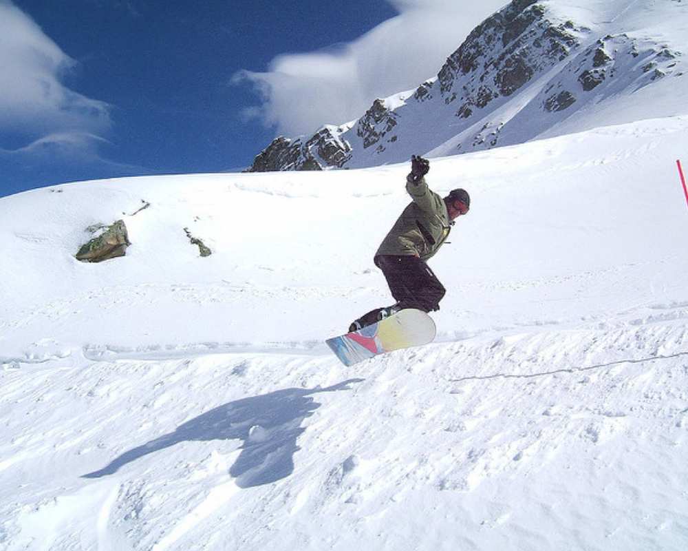Snowboarden im Gebiet Abetone