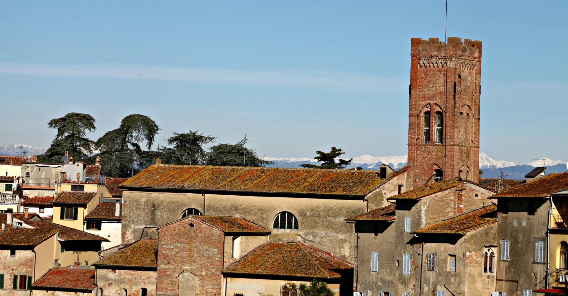 Parroquia de los Santos Esteban y Juan en Montopoli in Val d'Arno