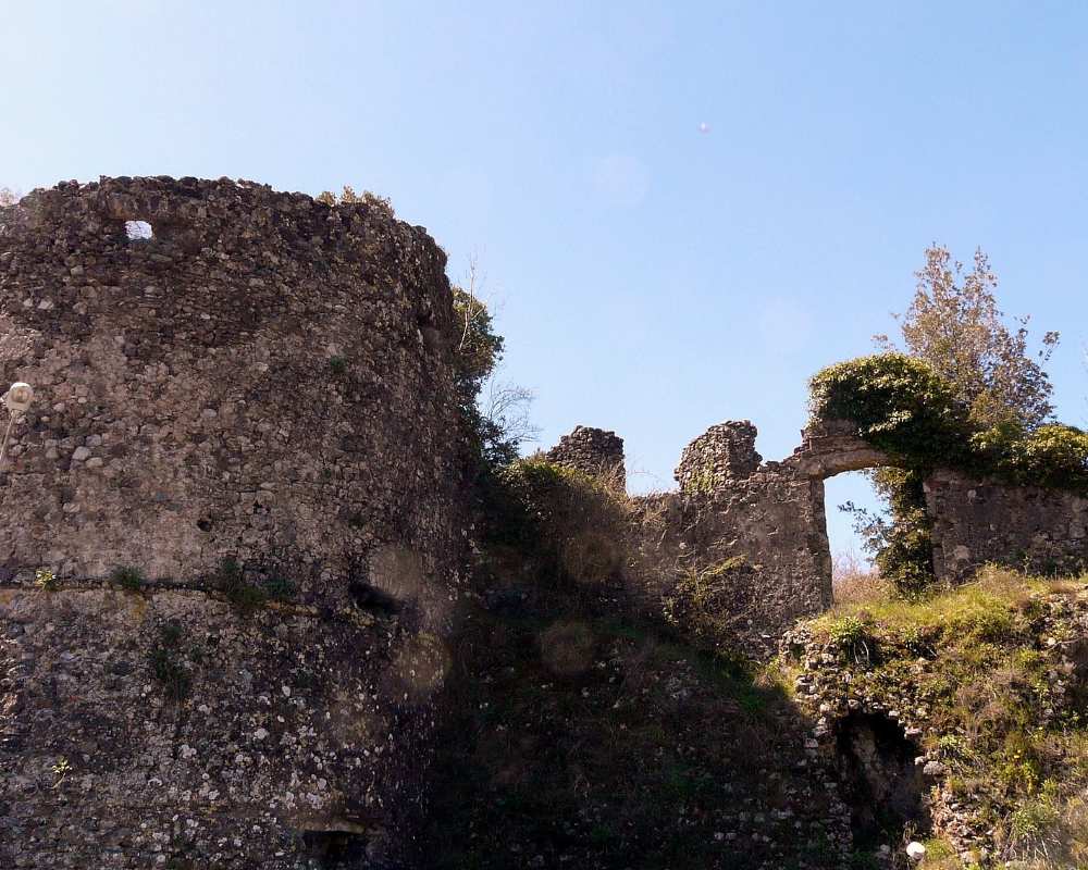 Bibola, ruinas del castillo