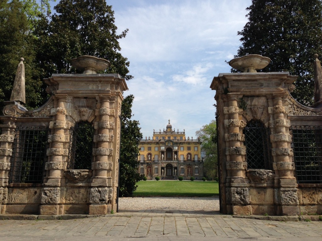 Torrigiani Villa, the entrance