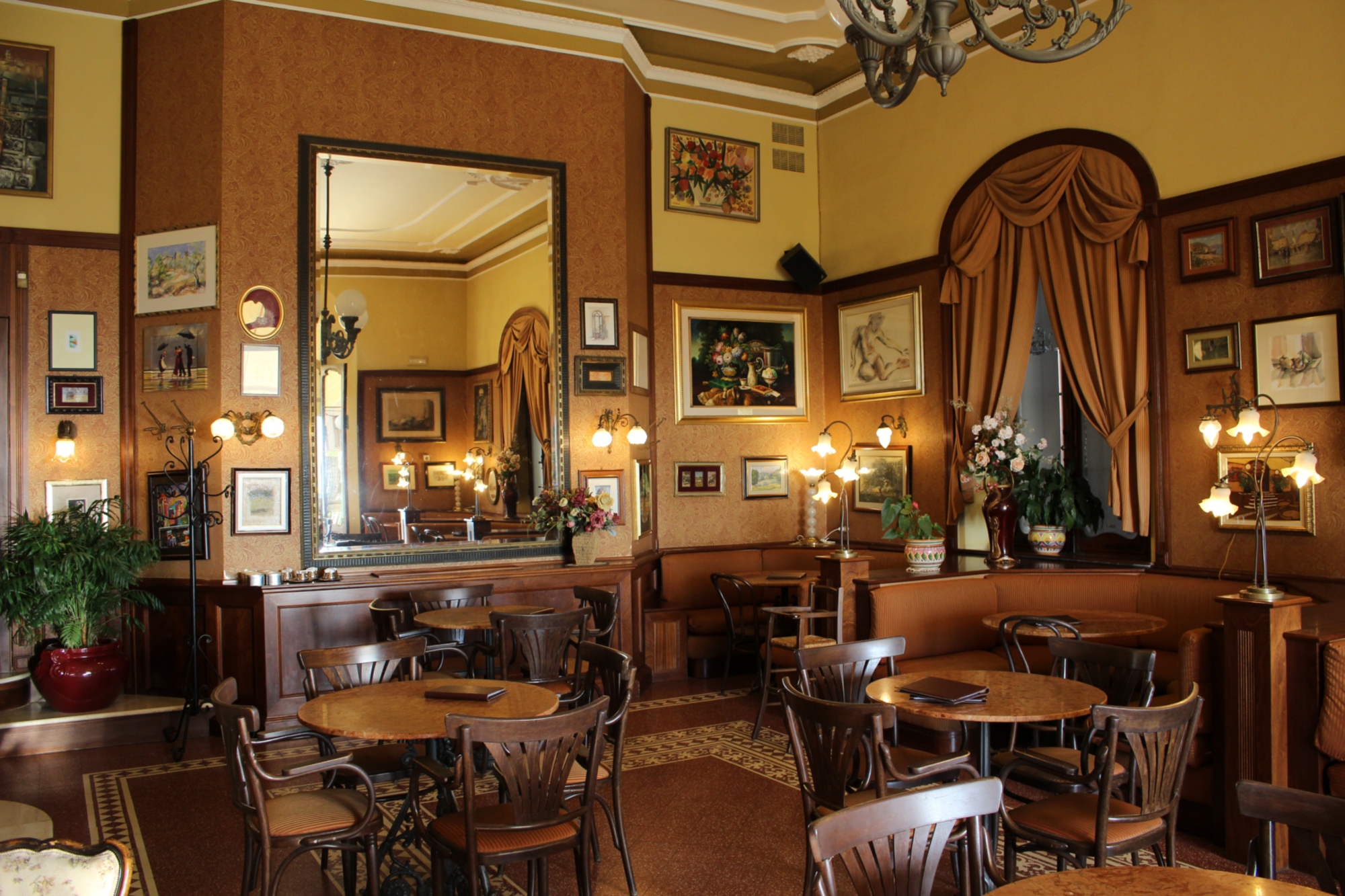 Cafetería Poliziano