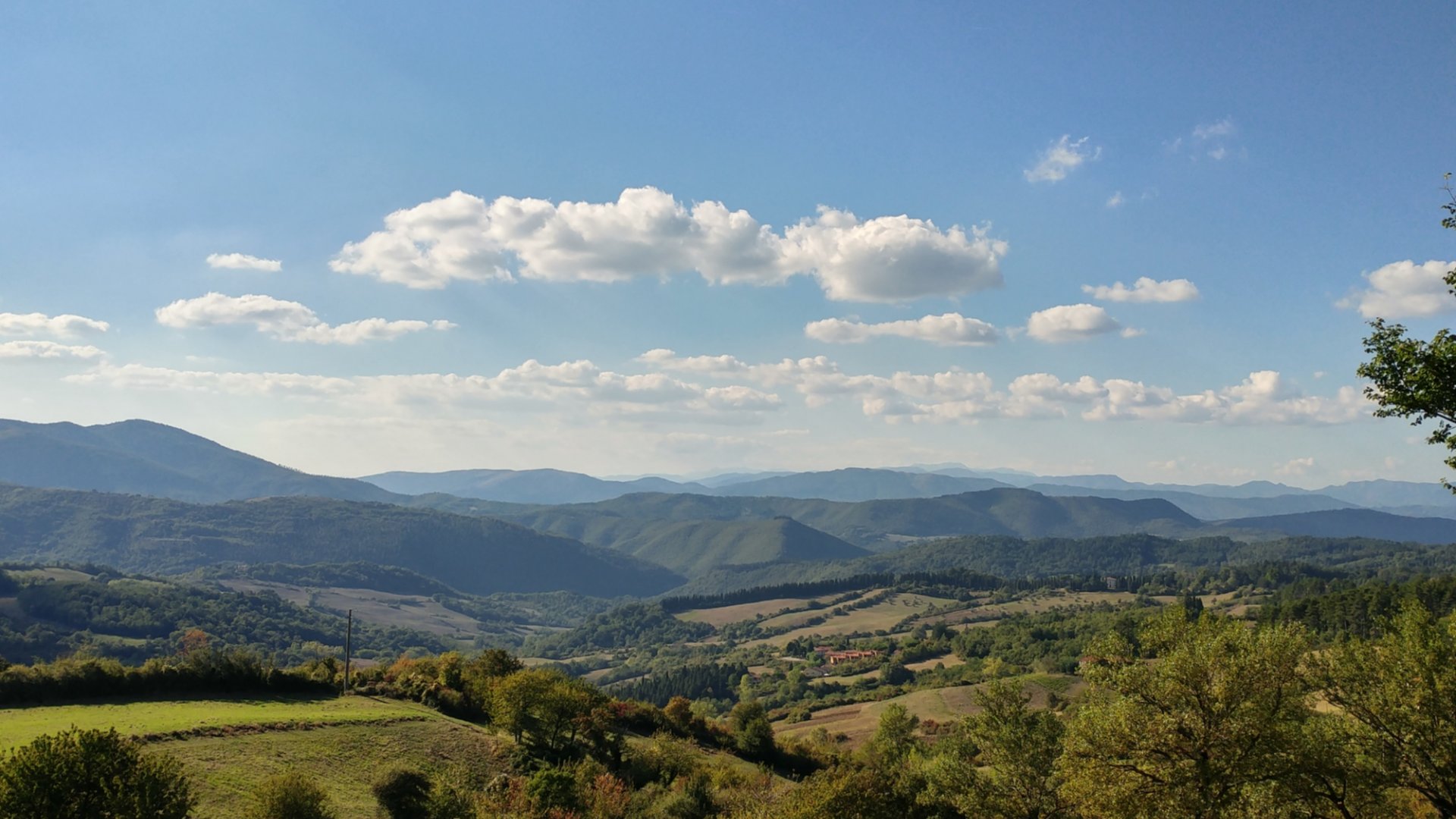 Paesaggio Via degli Dei tra Firenze e Bivigliano