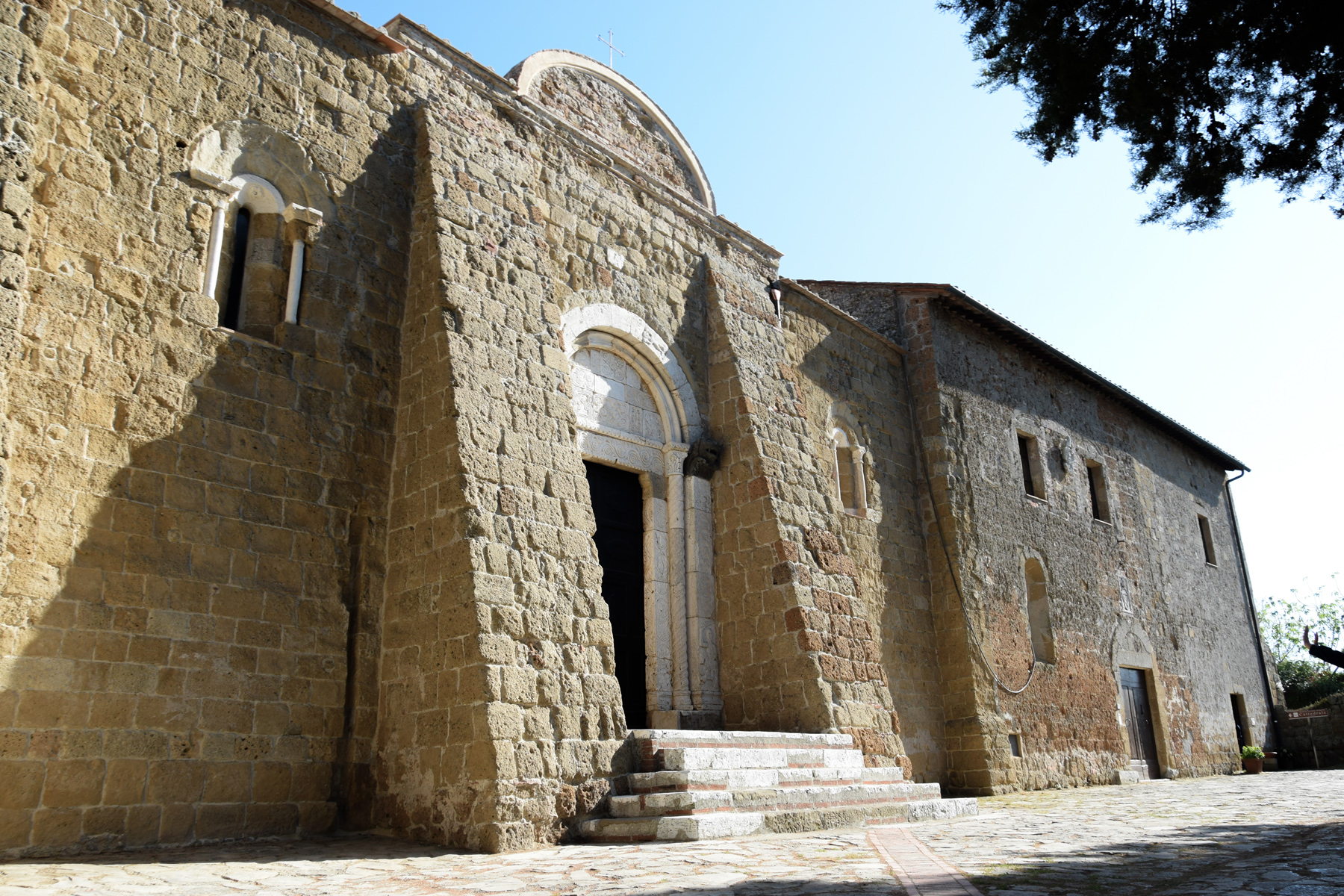 Fachada de la Catedral de Sovana