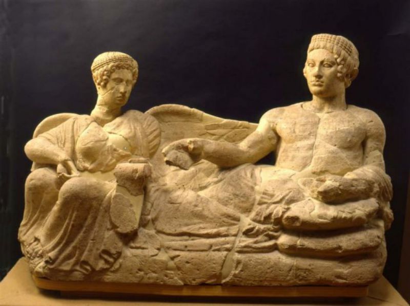 Musée Archéologique de Florence - couvercle de sarcophage étrusque