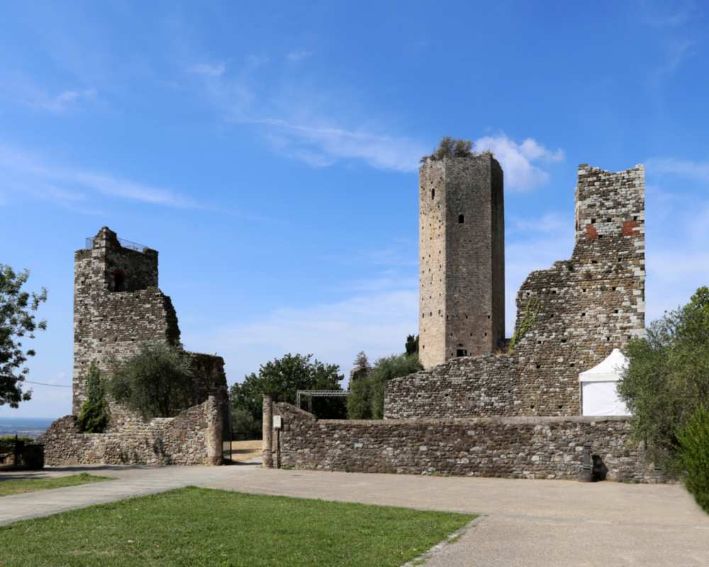 Rocca Castruccio, Serravalle