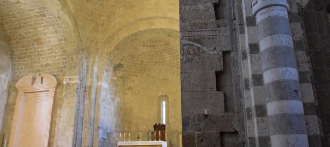 Duomo di Sovana (interno)