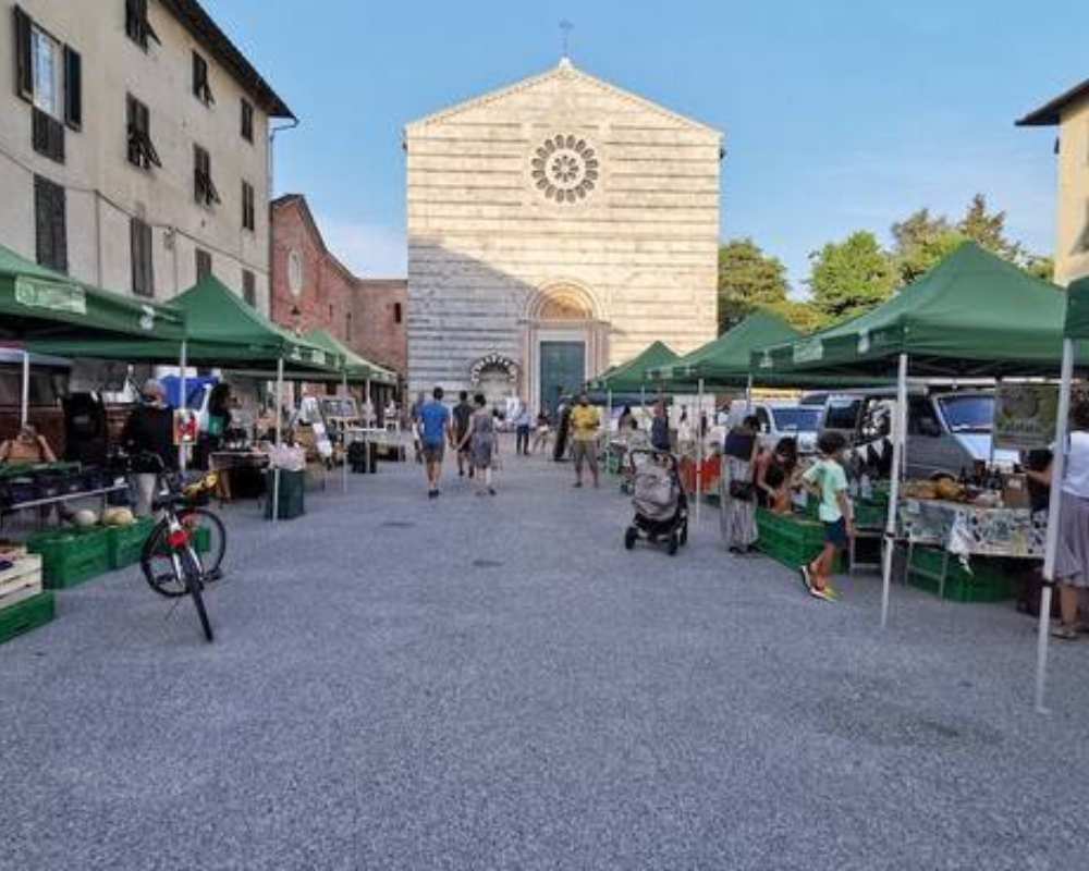 The Organic Market of Lucca by MercoledìBio