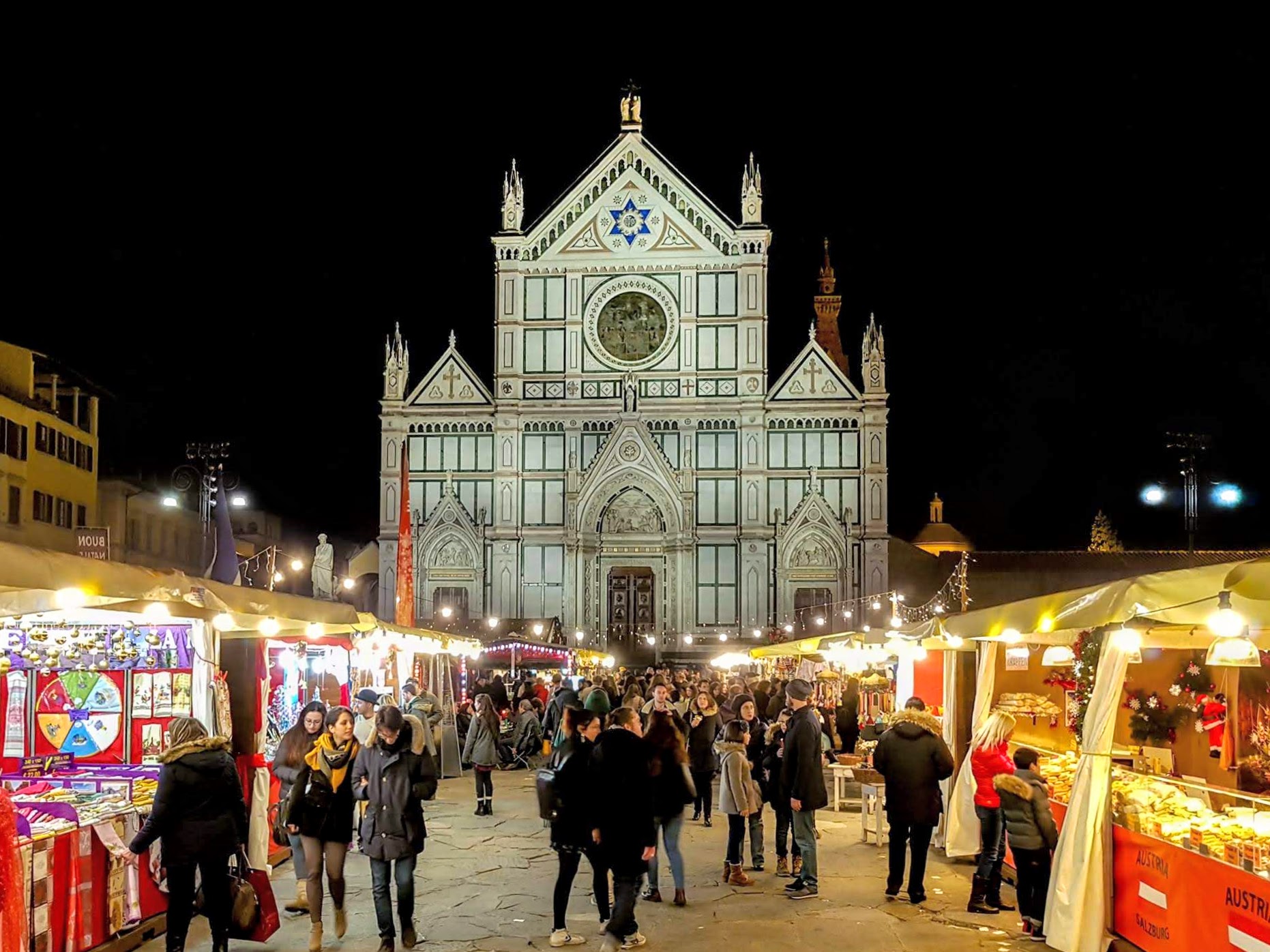 Marché de Noël sur la Piazza Santa Croce, Florence