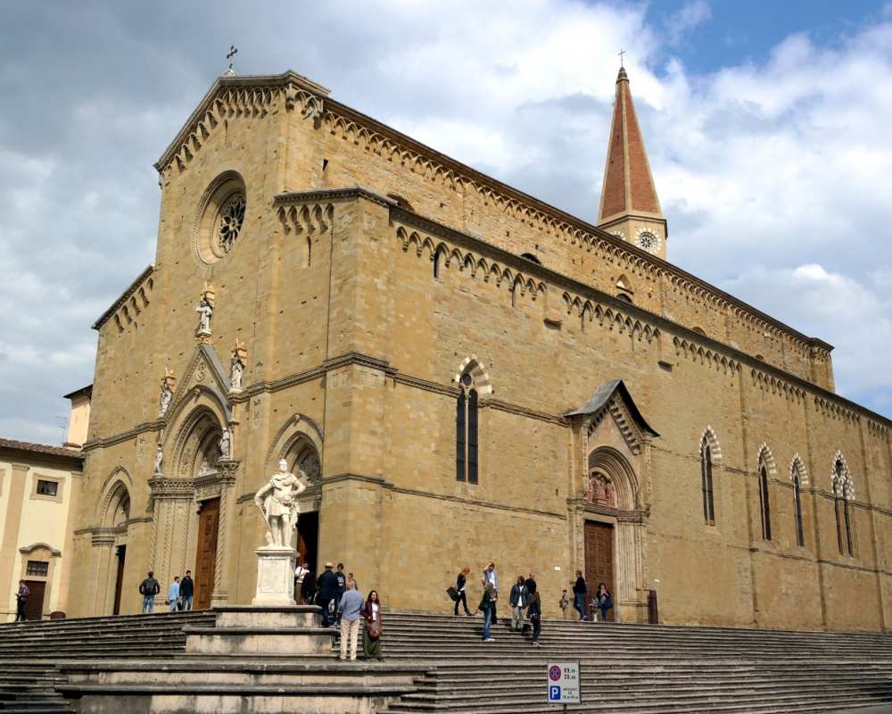 La Catedral de los Santos Donato y Pedro