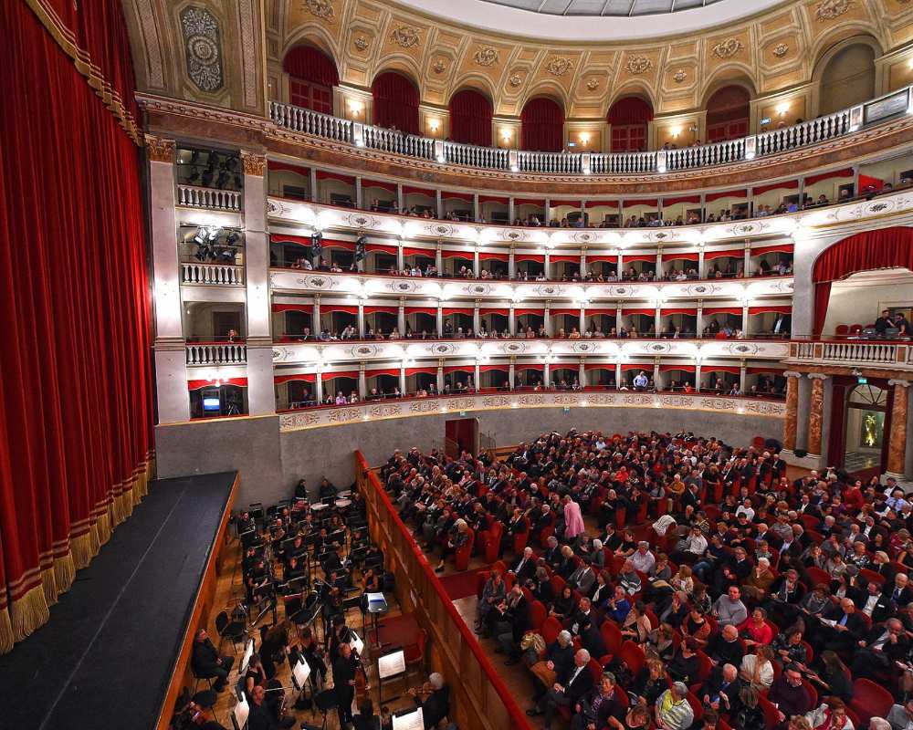Il Teatro Goldoni di Livorno